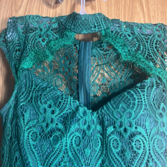 Valia Green Sheath Dress Sweetheart Neckline Backless - Picture 4 of 5